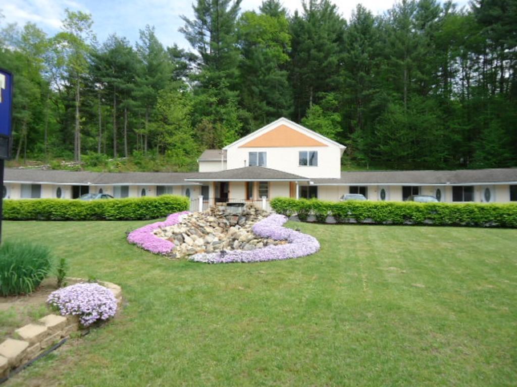 Cornwall Hitching Post Country Motel מראה חיצוני תמונה