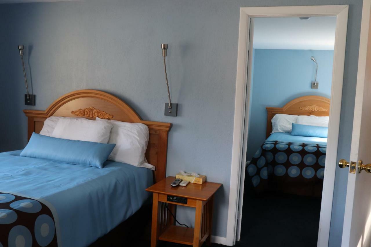 Cornwall Hitching Post Country Motel מראה חיצוני תמונה
