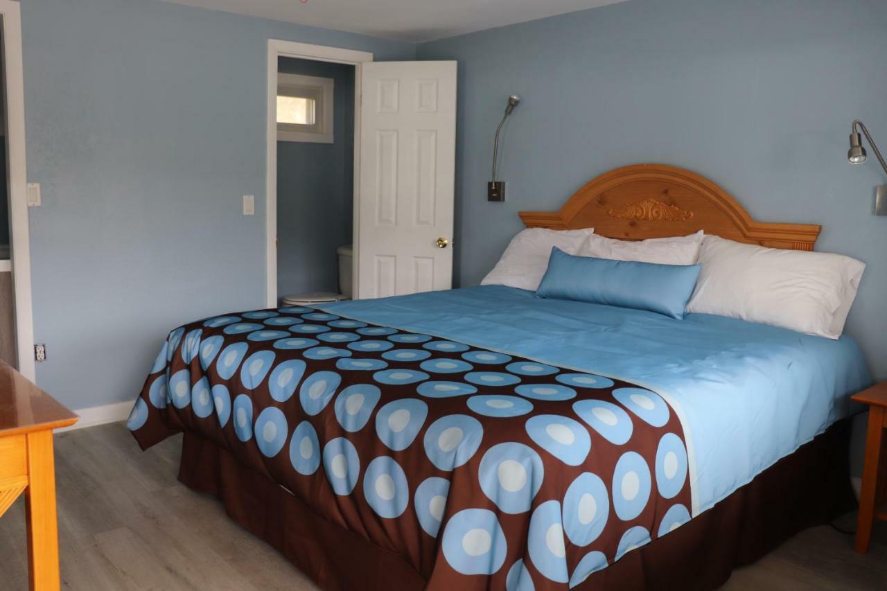 Cornwall Hitching Post Country Motel מראה חיצוני תמונה