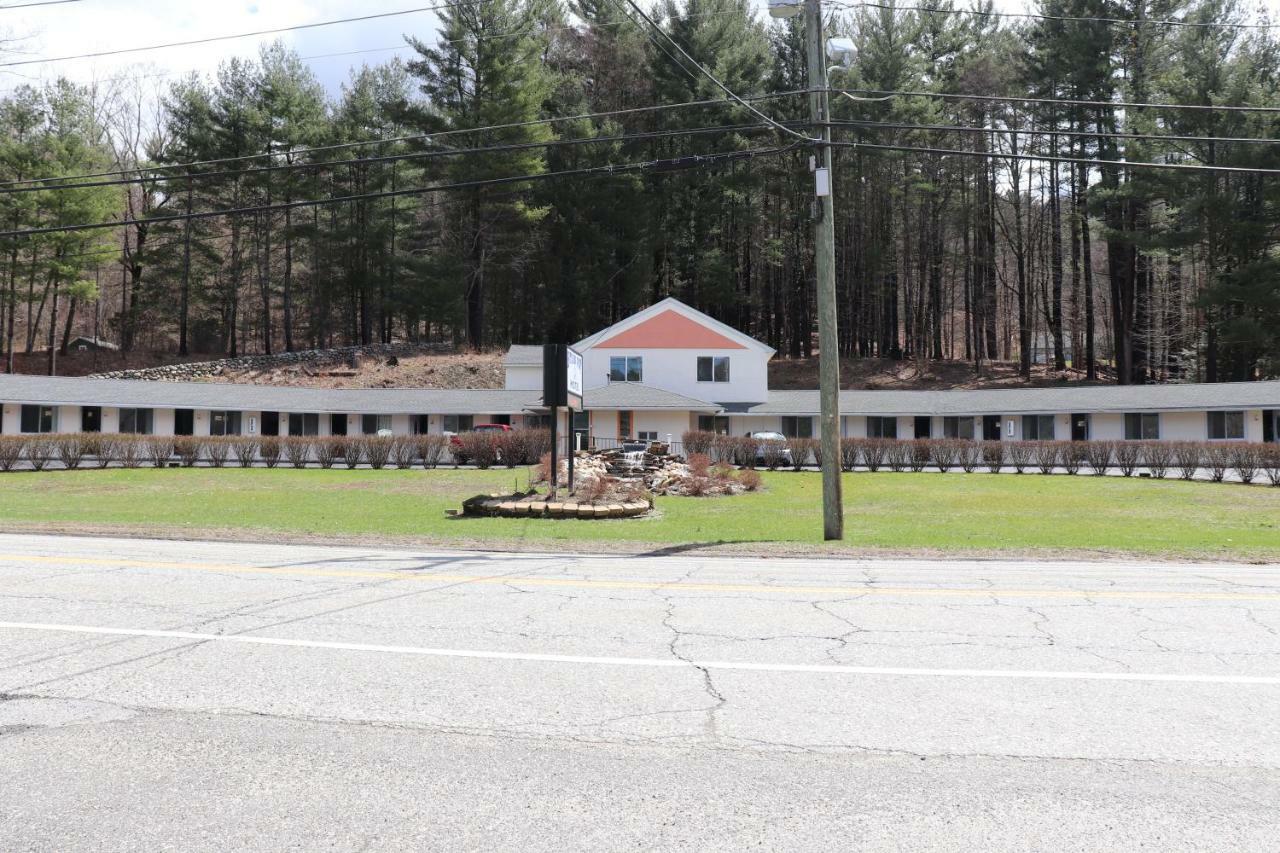 Cornwall Hitching Post Country Motel מראה חיצוני תמונה