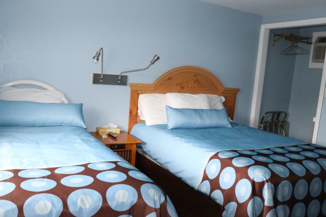 Cornwall Hitching Post Country Motel מראה חיצוני תמונה
