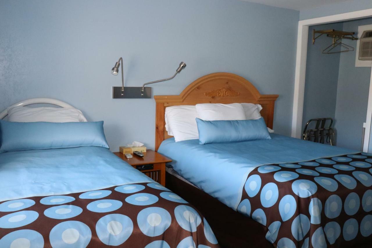 Cornwall Hitching Post Country Motel מראה חיצוני תמונה