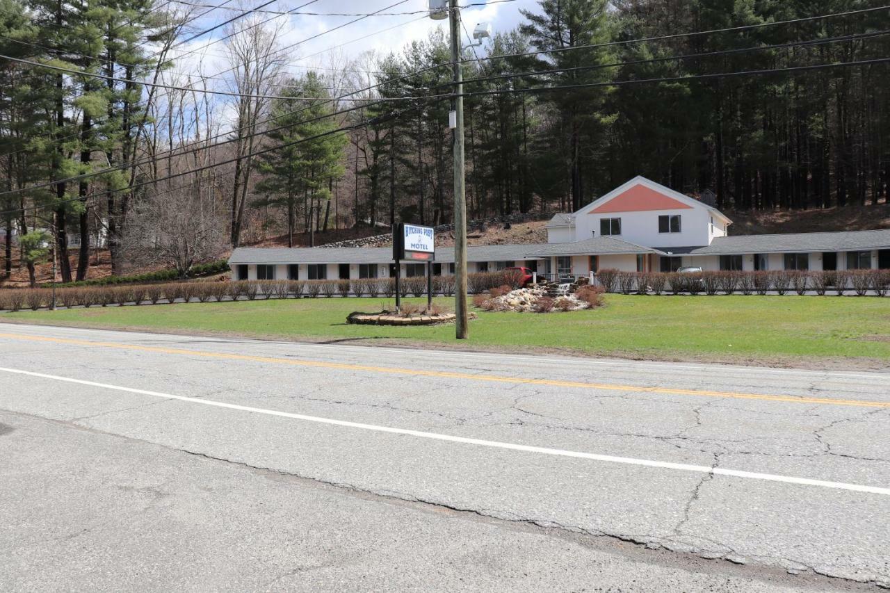 Cornwall Hitching Post Country Motel מראה חיצוני תמונה
