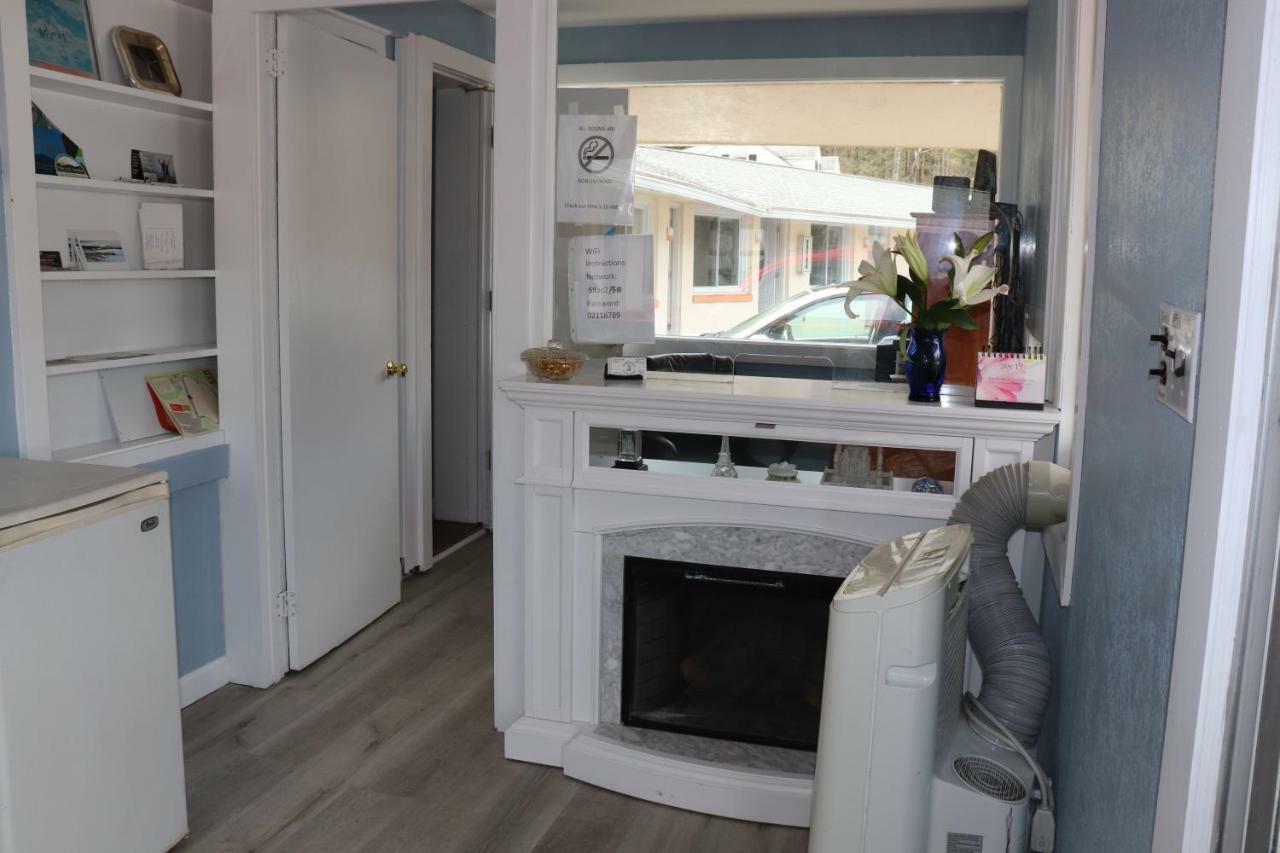 Cornwall Hitching Post Country Motel מראה חיצוני תמונה