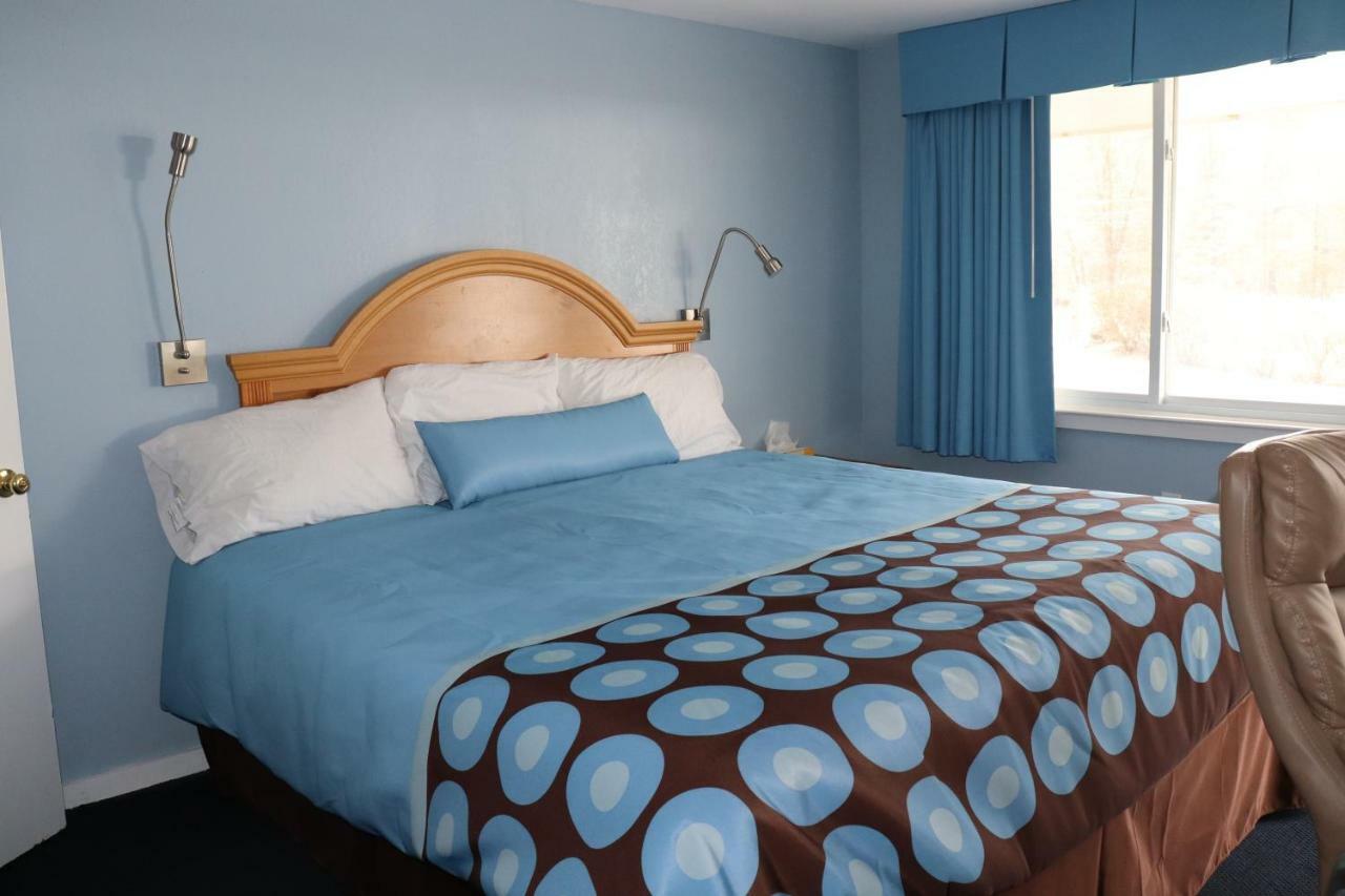 Cornwall Hitching Post Country Motel מראה חיצוני תמונה