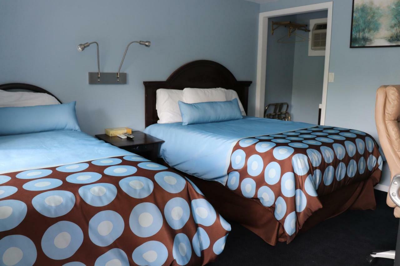 Cornwall Hitching Post Country Motel מראה חיצוני תמונה
