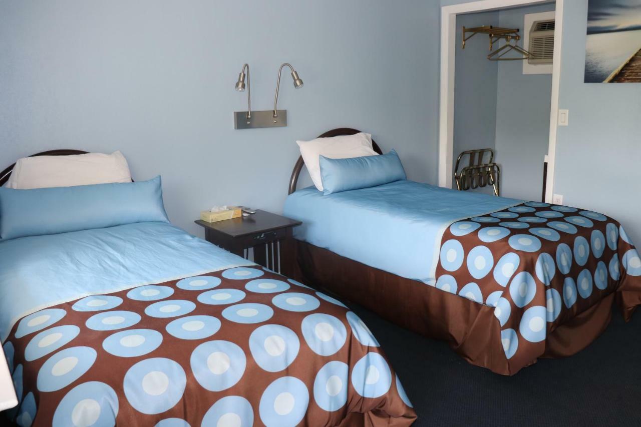Cornwall Hitching Post Country Motel מראה חיצוני תמונה