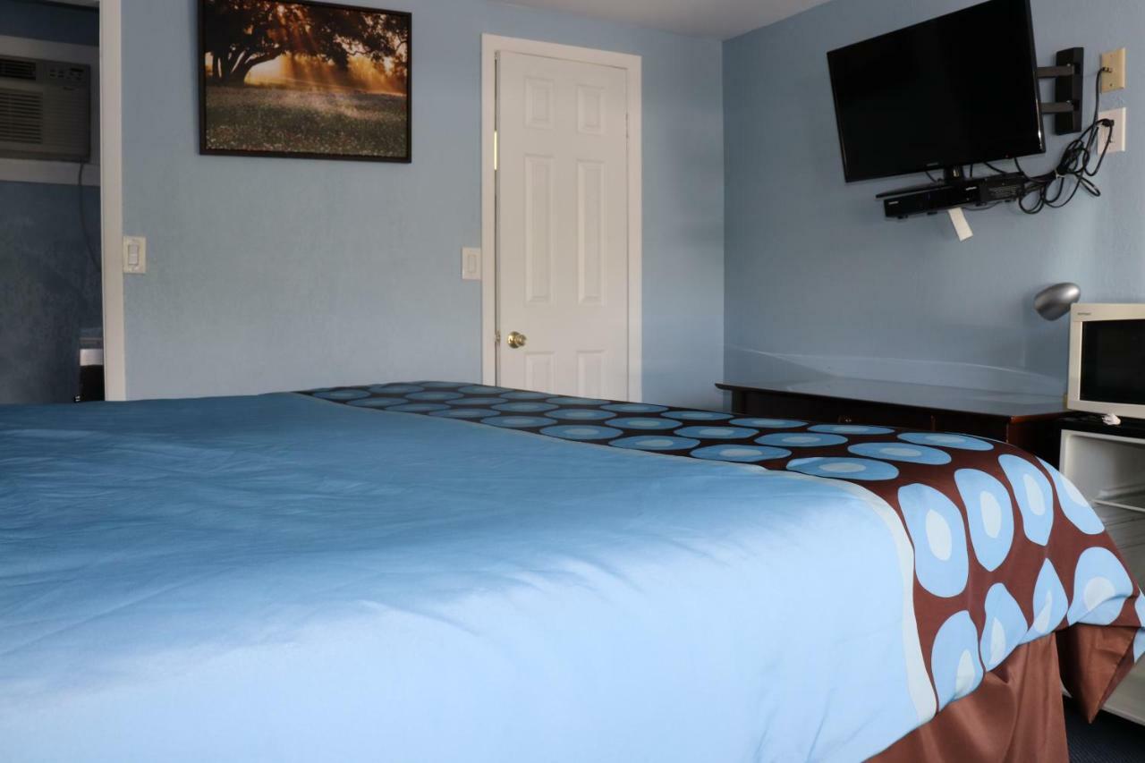 Cornwall Hitching Post Country Motel מראה חיצוני תמונה