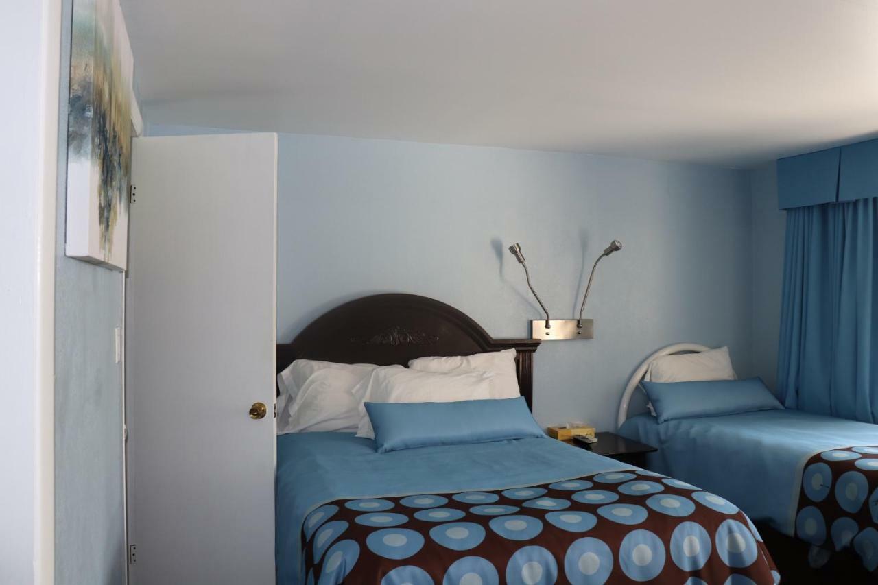 Cornwall Hitching Post Country Motel מראה חיצוני תמונה